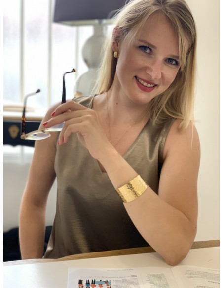 Top satin beige sans manche